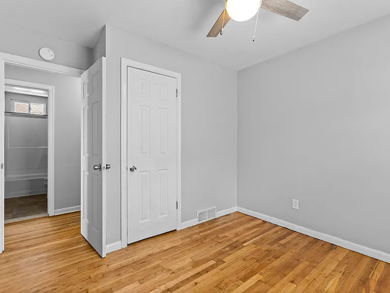 21328 Audette St — Photo 17