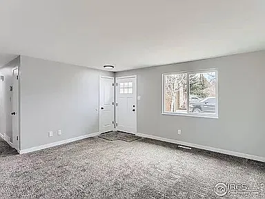 3 bed, 1080 sqft, $2,300 — Photo 3