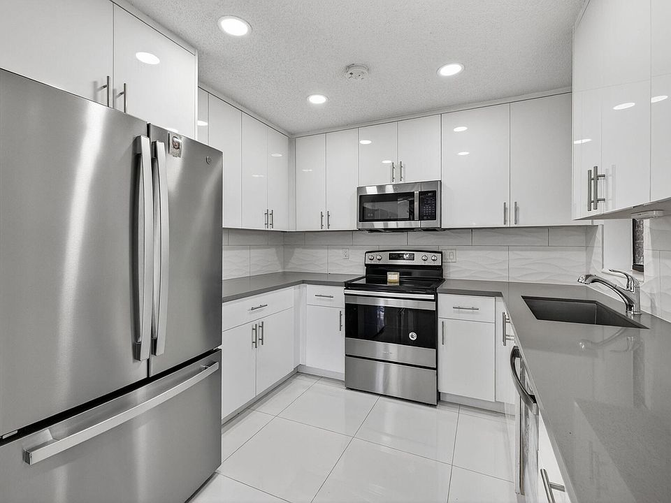 1st image of 2515 Carambola Circle N #1810