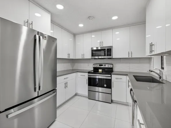 2515 Carambola Circle N #1810, Coconut Creek, FL 33066