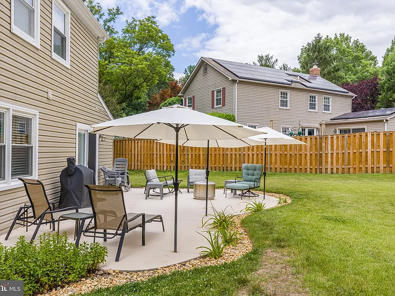15005 Narrows Ln — Photo 35