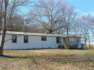 5500 Country Aire Loop, Hackett, AR 72937
