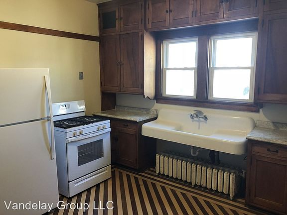 2nd image of 901 E Center St #A