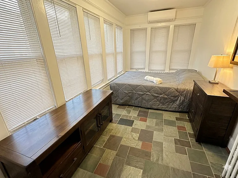 1519 Ella T Grasso Blvd — Photo 18