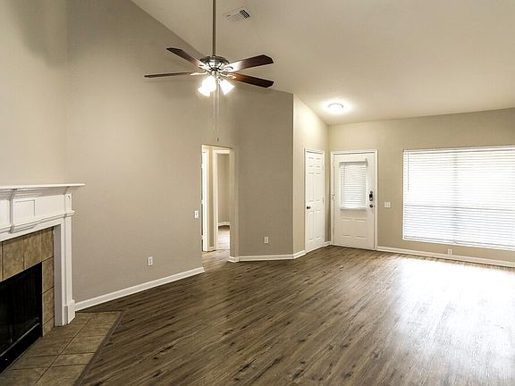3rd image of 4600 Winterhazel Dr