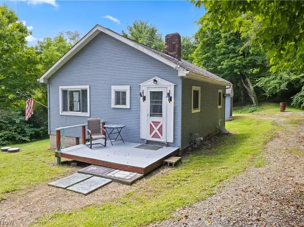 210 Arnell Ln, Steubenville, OH 43938