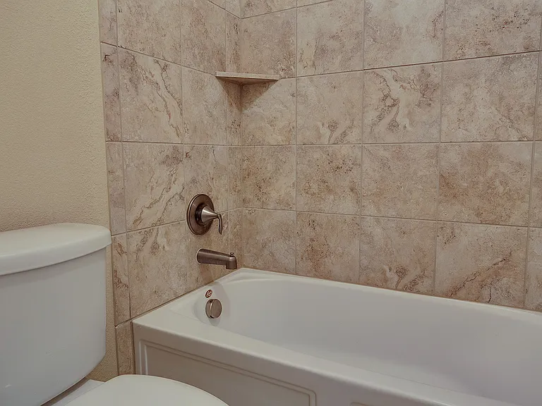 16613 Stillhouse Hollow Ct — Photo 20