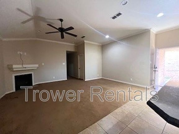 4th image of 28 Vista Crest Ct