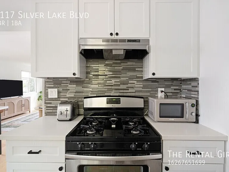 3117 Silver Lake Blvd — Photo 19