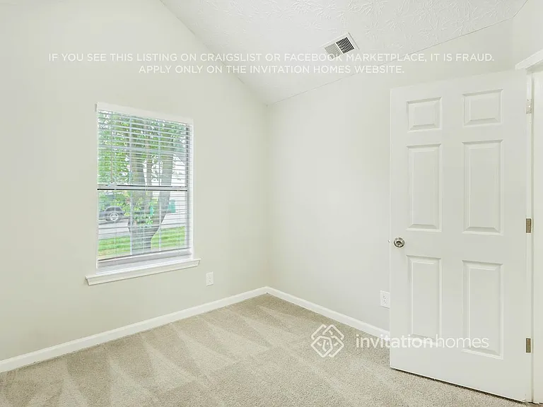 2118 Sugar Creek Close — Photo 15