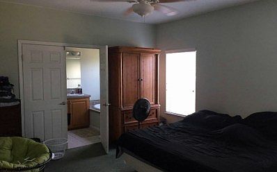 5th image of 807 Gardenia St