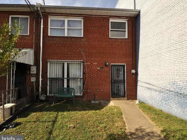 2240 15th St NE, Washington, DC 20018