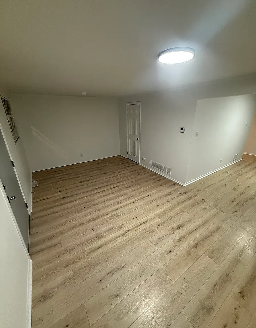 1 bed, $1,000 — Photo 2