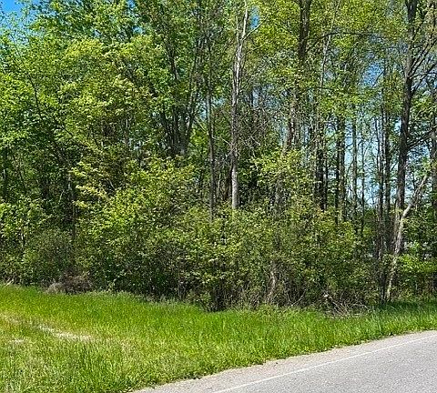 3rd image of 8086 S Raccoon Rd
