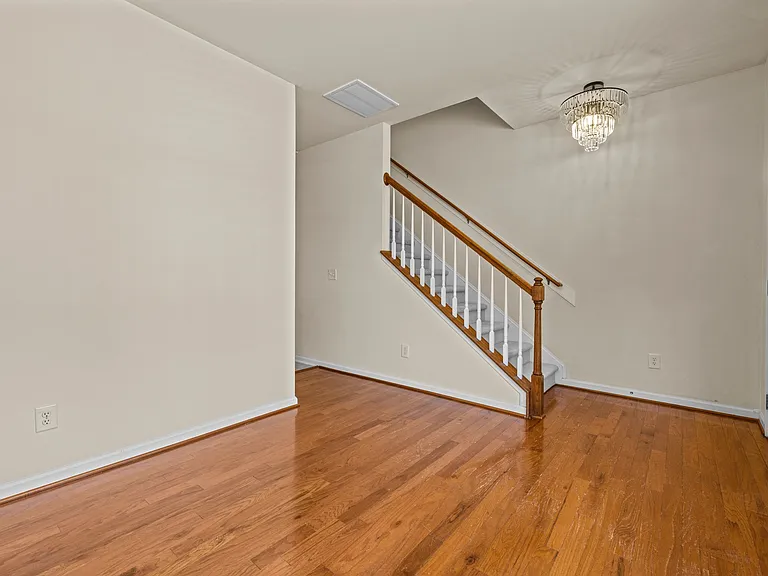 2713 Wyntercrest Ln — Photo 5