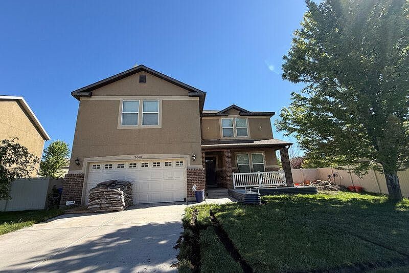 1st image of 3668 W Oak Crest Dr