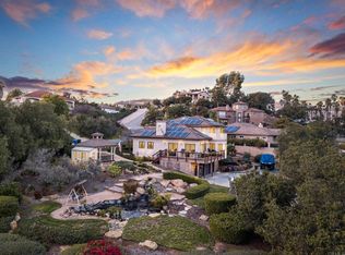 319 Hill Ct, Fallbrook, CA 92028