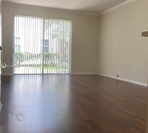 3rd image of 2059 Madeira Dr #2059