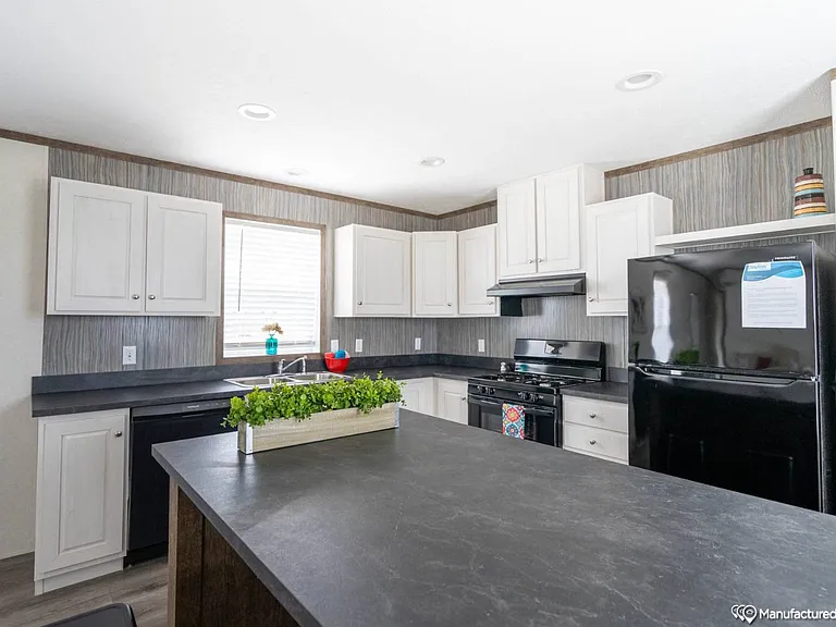 8025 S Huron River Dr #11 — Photo 3