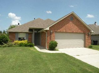 520 Columbia Cir, Bossier City, LA 71112