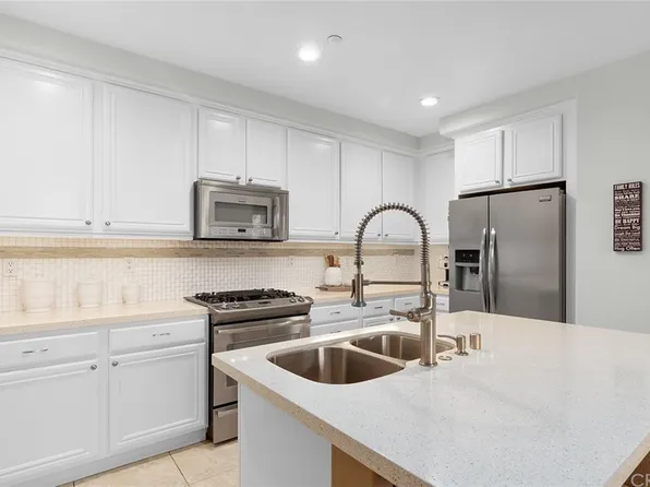 2836 Escala Cir, San Diego, CA 92108