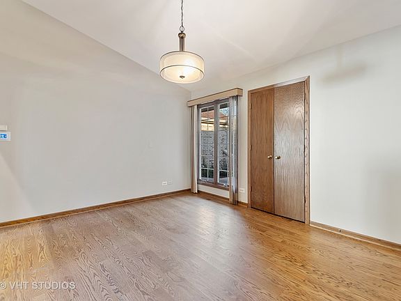 4th image of 2861 E Woodbury Dr