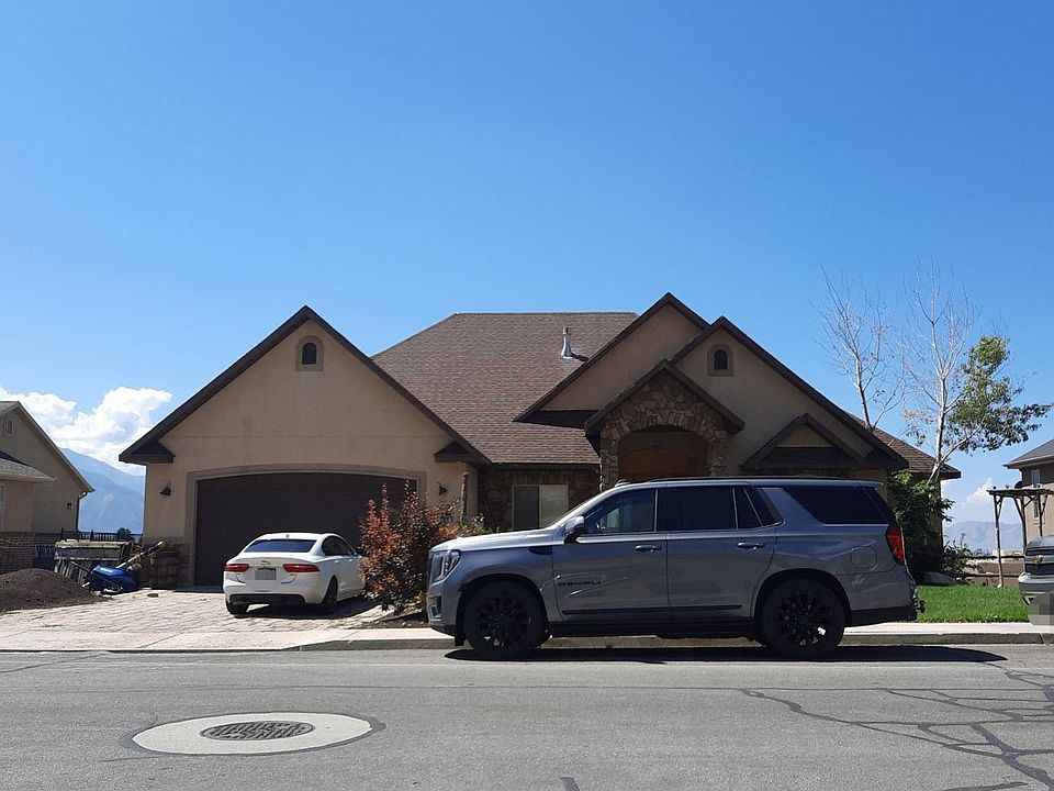 1st image of 1668 E Crandall Dr #3