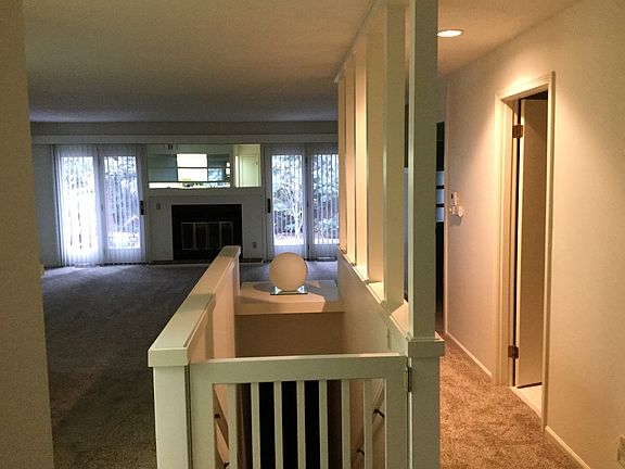 5th image of 5121 Grandview Ct #72