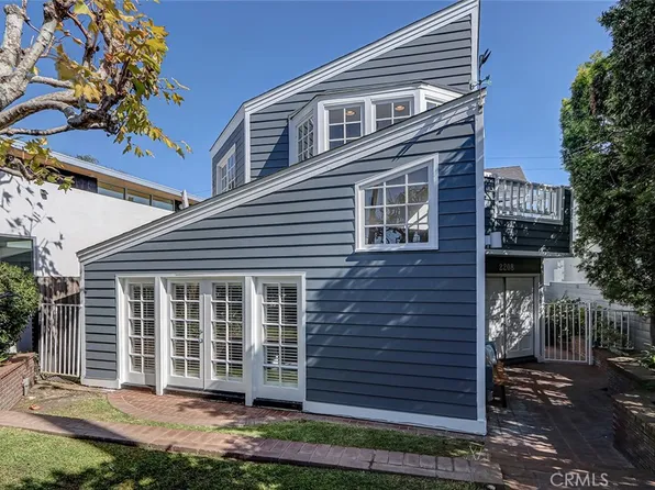 2208 Grandview Ave, Manhattan Beach, CA 90266