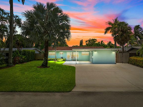2nd image of 1600 SW 5th Court