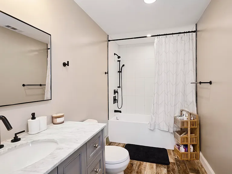 841 Parker St #306 — Photo 13