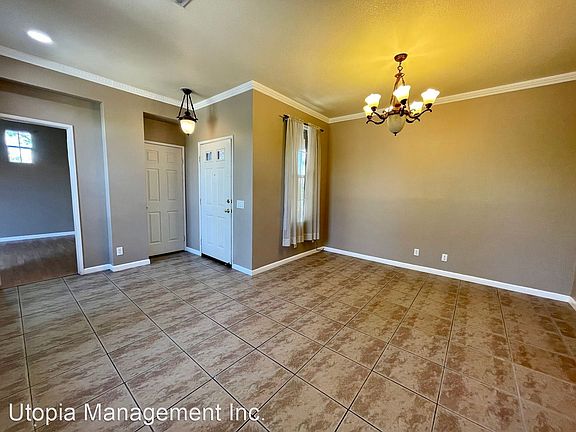 5th image of 79835 Cassia St