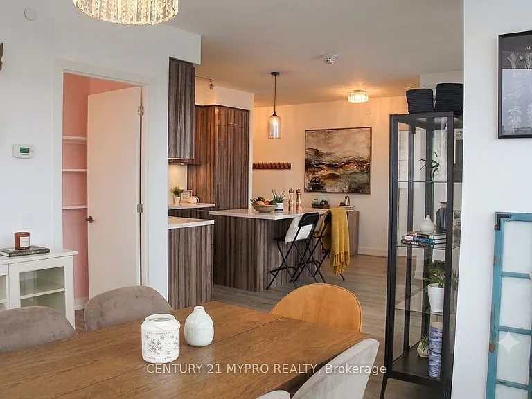 1 Grandview Blvd #2006 — Photo 7