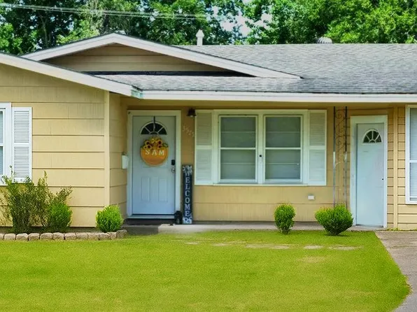 3575 Cecil Dr, Beaumont, TX 77706