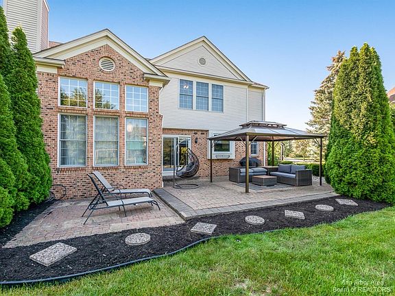 4th image of 47546 Ashford Dr S
