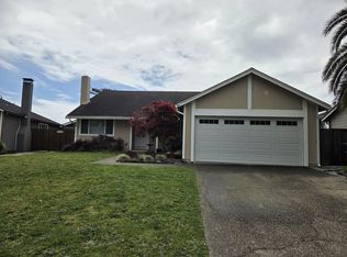 111 Harbour Dr, El Granada, CA 94018