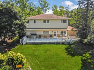 300 Hodenpyl Rd SE, Grand Rapids, MI
