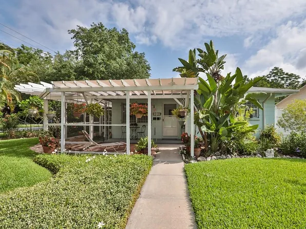 3510 9th Ave W, Bradenton, FL 34205