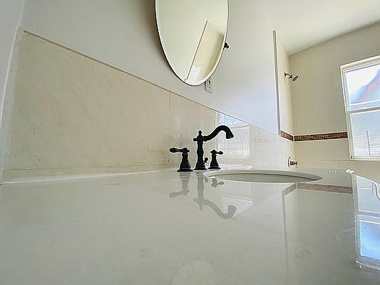 3rd image of 10-40 McBride St #2F