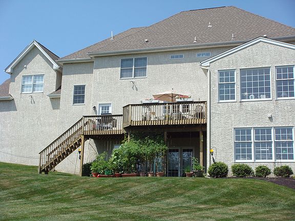 Rear of 1013 edgemill way