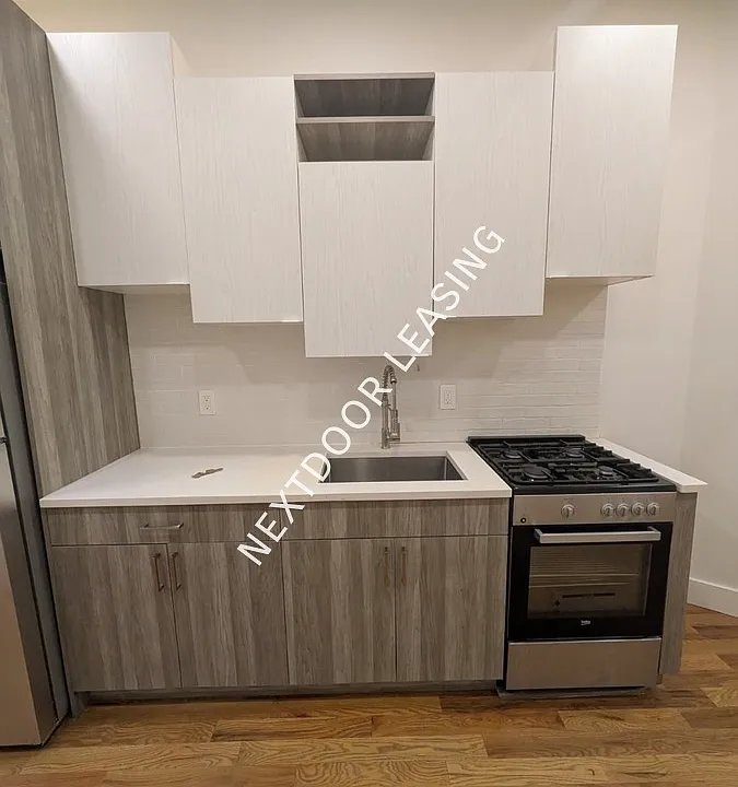 282 Baldwin Ave #2