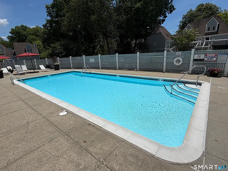 213 Old Pond Ln #213 — Photo 28