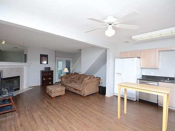 3rd image of 6060 NE Moonstone Dr