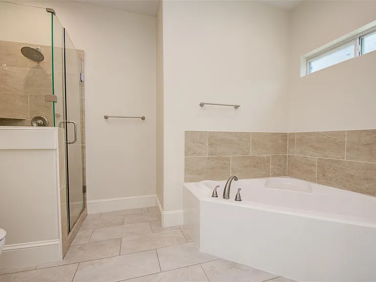 10572 Twin Oak Dr — Photo 31