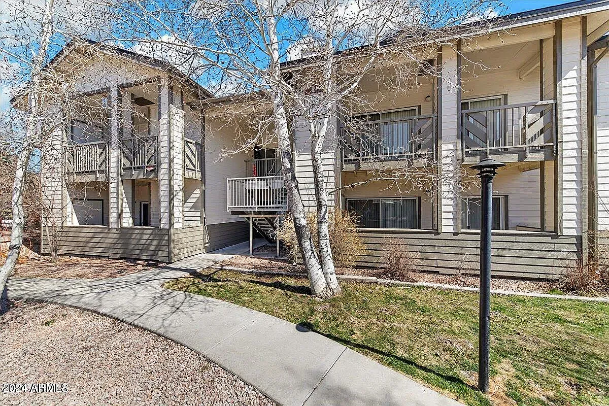 Building Photo - 4343 E Soliere Ave #1032