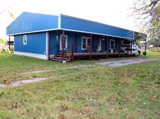 512 E Travis St, Gordon, TX 76453