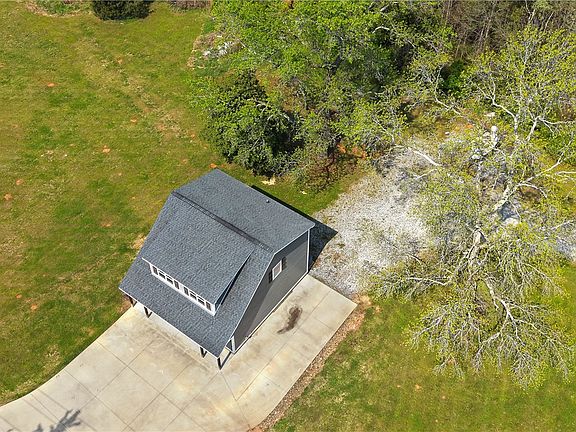 4th image of 606 Lamar Mitchell Rd
