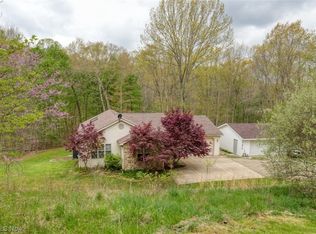 56841 Skyline Dr, Senecaville, OH 43780