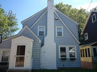 144 Weld St, West Roxbury, MA 02132