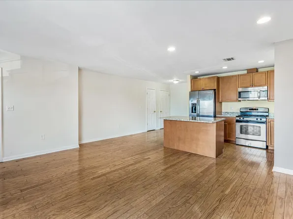 122-22 Powell Cove Boulevard image 8 of 18